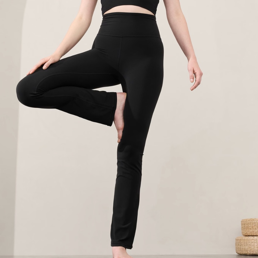 Athleta Black Elation Ultra High Rise Straight Leg Pant (Small)